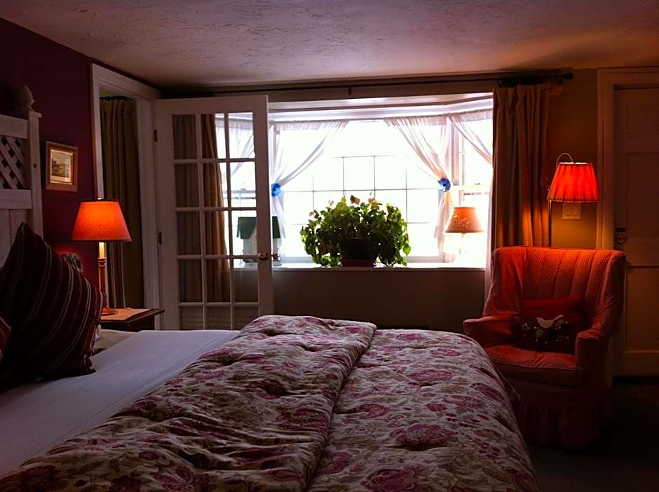 Photo 1 of 3 of 1 King Bed Suite