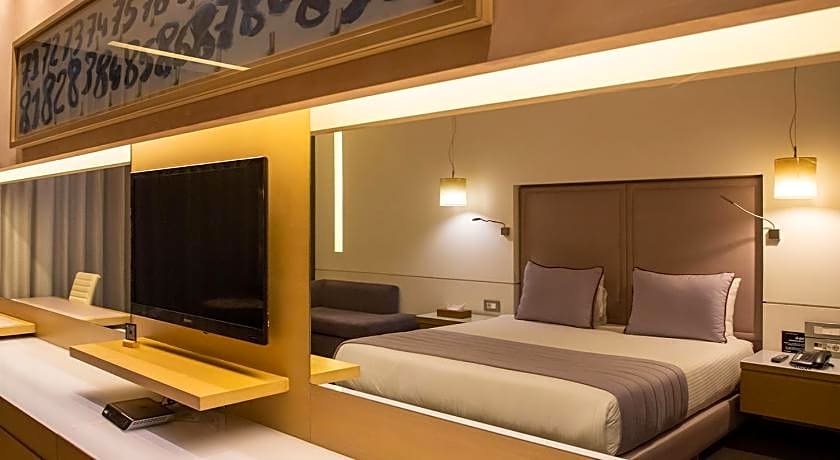 Saifi Suites