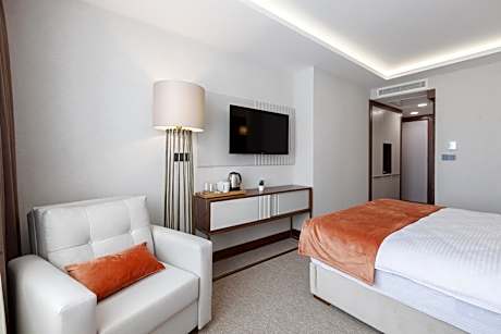 Family Connected Room with Sea View