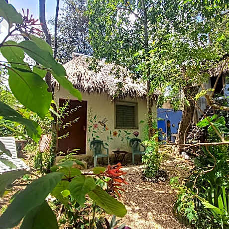 Mayan Bungalow Near Chichén