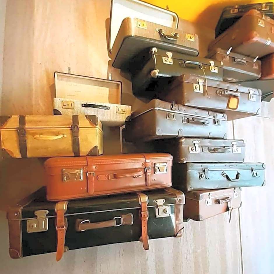 Hotel The Happy Traveler