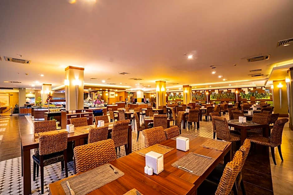 Ambassador Plaza Hotel - All Inclusive