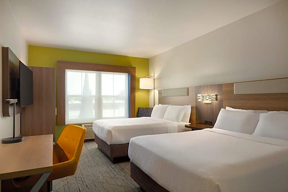 Holiday Inn Express- West Sacramento By IHG