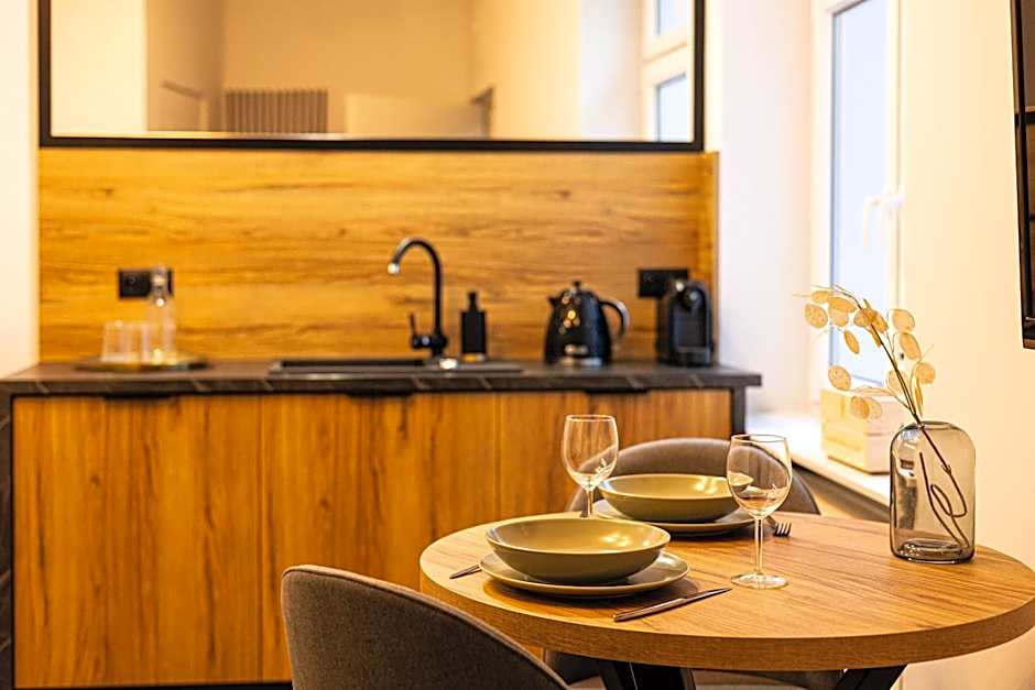 Klimatyczna Kamienica w Centrum Torunia - Garbary 12 by 2HomeRent