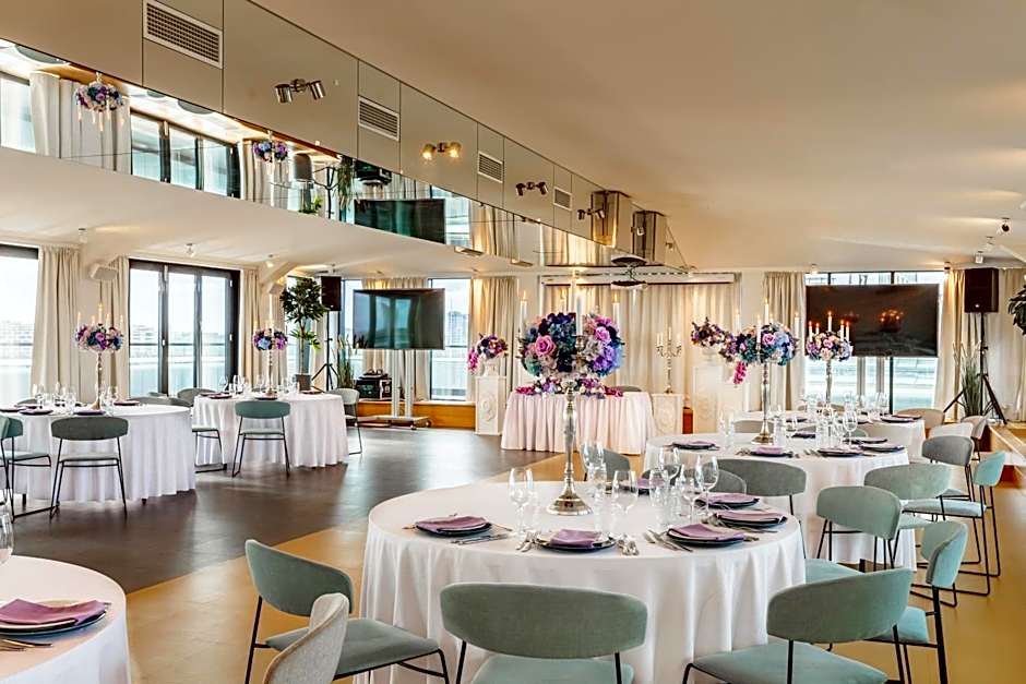 Wellton Riverside SPA Hotel