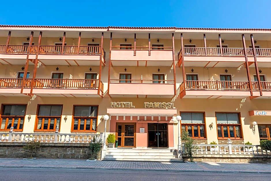 Famissi Hotel