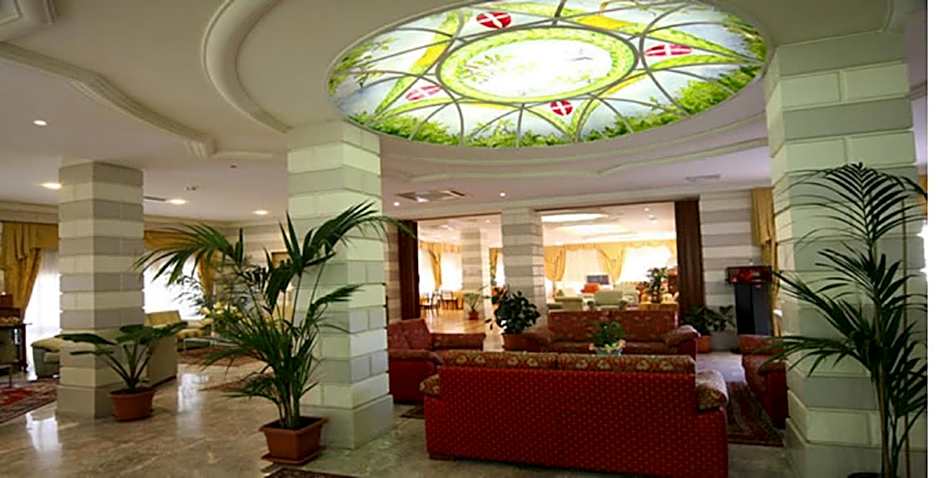 Hotel President