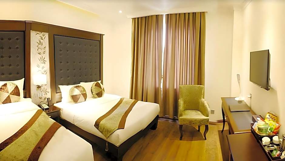 City Bay Palace Hotel