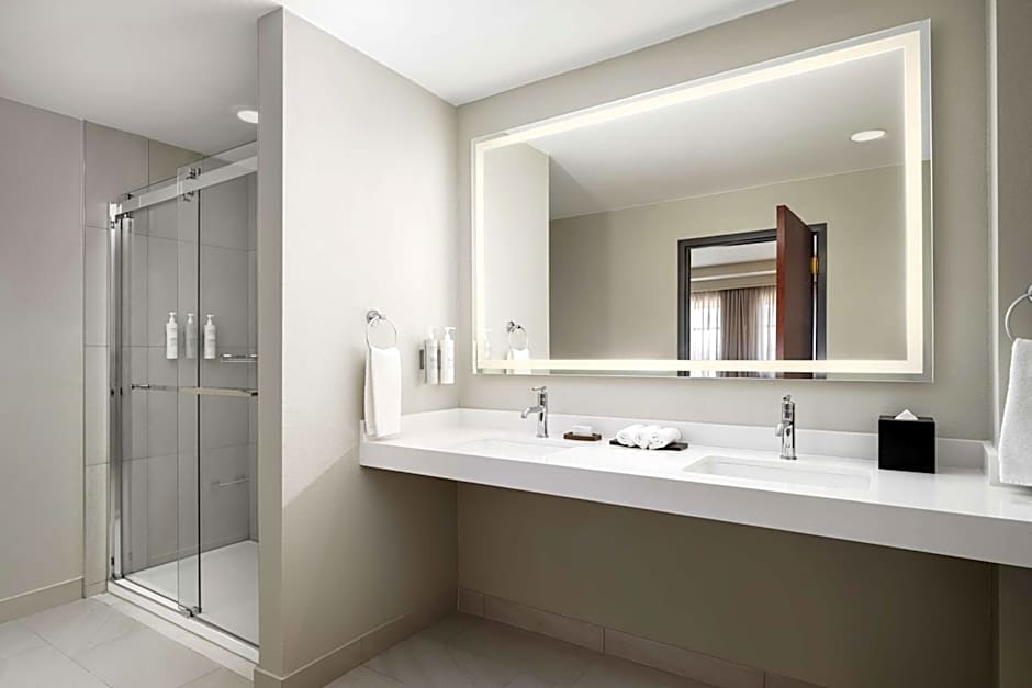 Embassy Suites By Hilton Hotel Lincoln