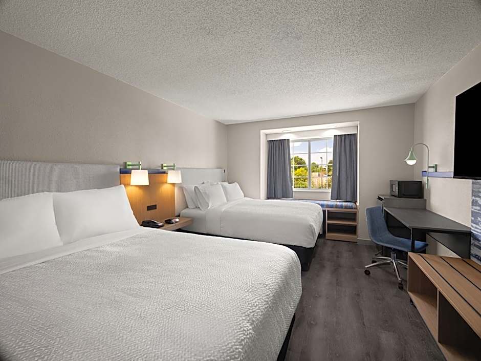 Greenville Pelham Inn by IHG
