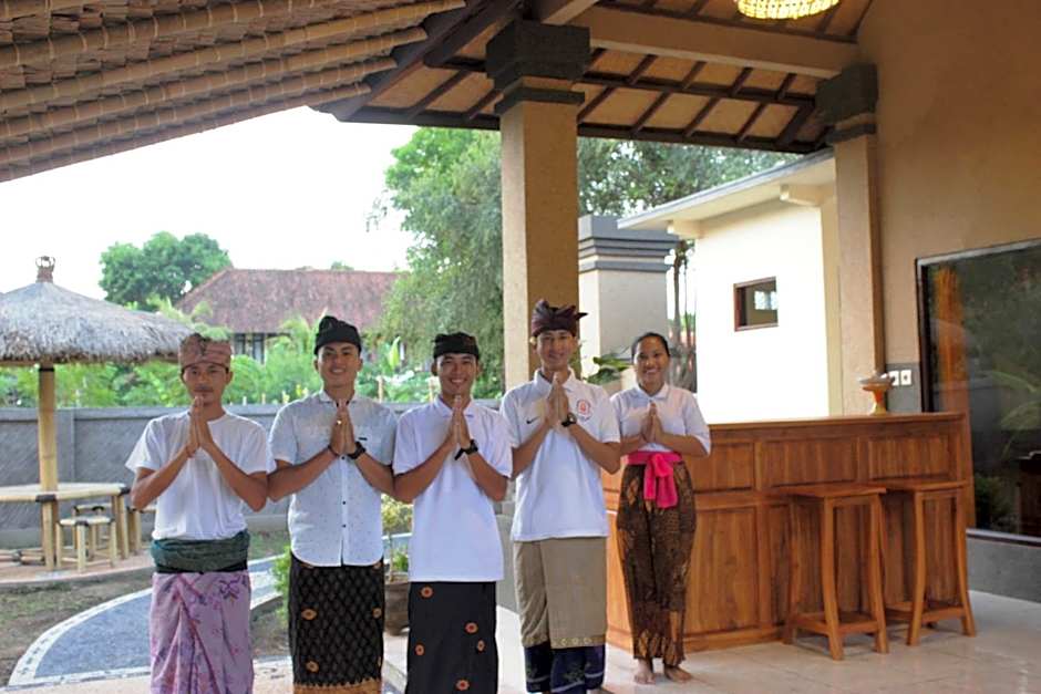 Kubu Padi Wooden House