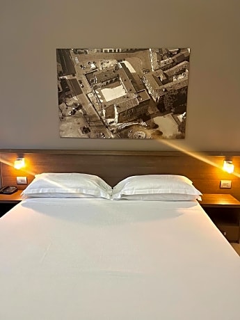 Double for Single Use Room