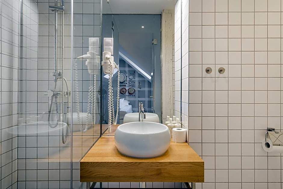 Butik Apartments, by BQA
