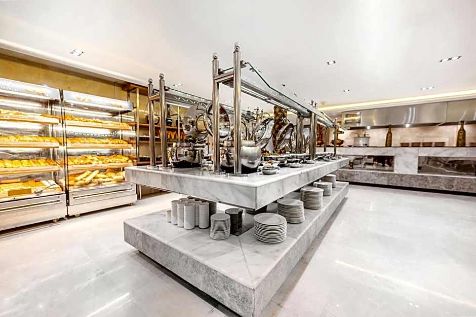 Frontel Al Harithia Hotel