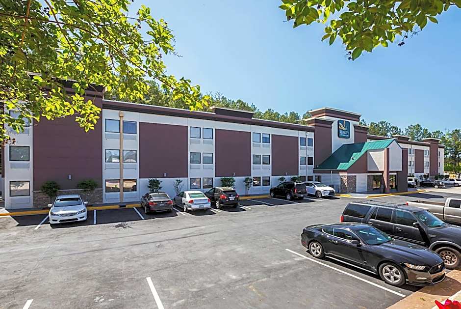 Quality Inn & Suites Near Six Flags East