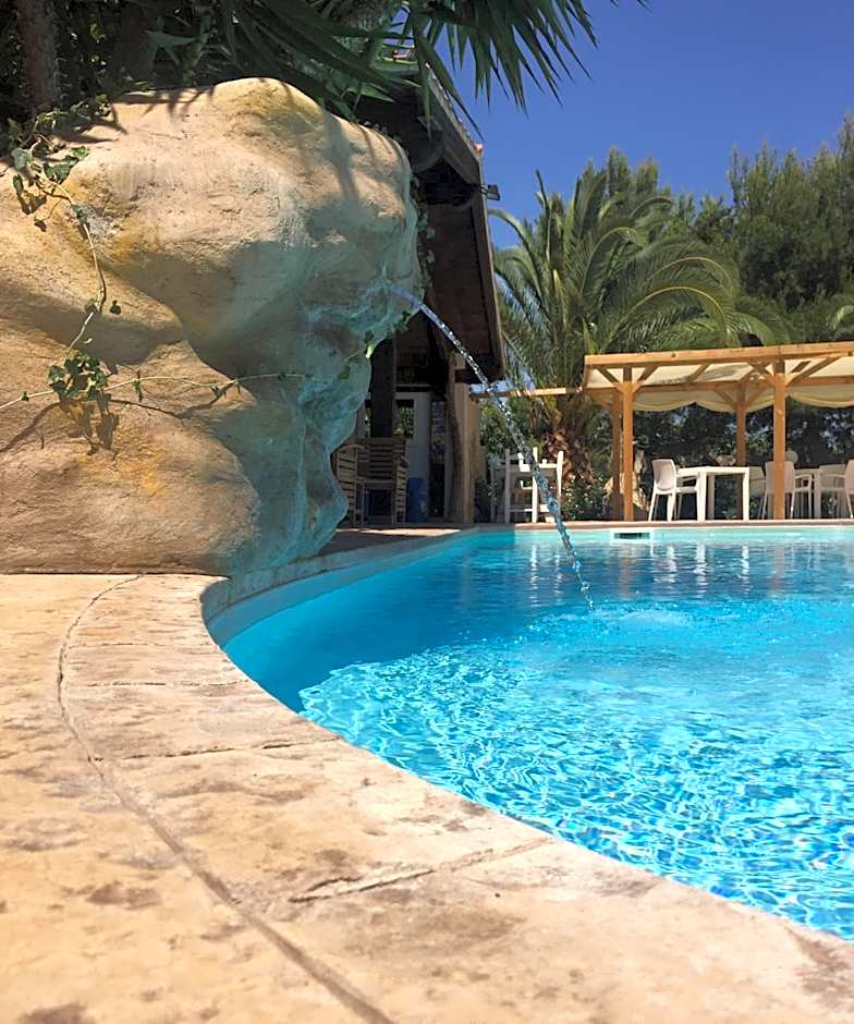 Albergo Residenziale Menhirs