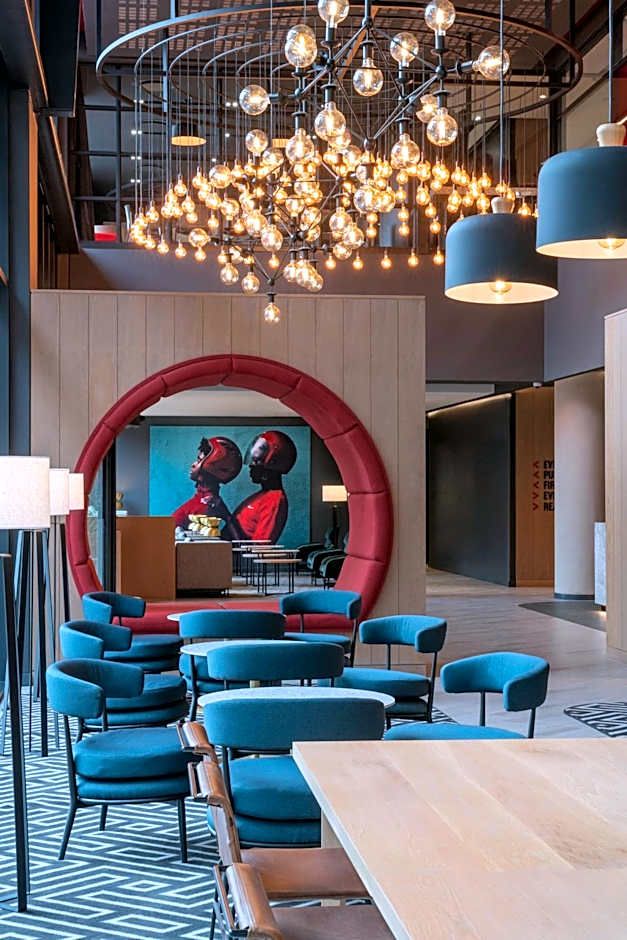 Radisson RED Hotel, Johannesburg Rosebank