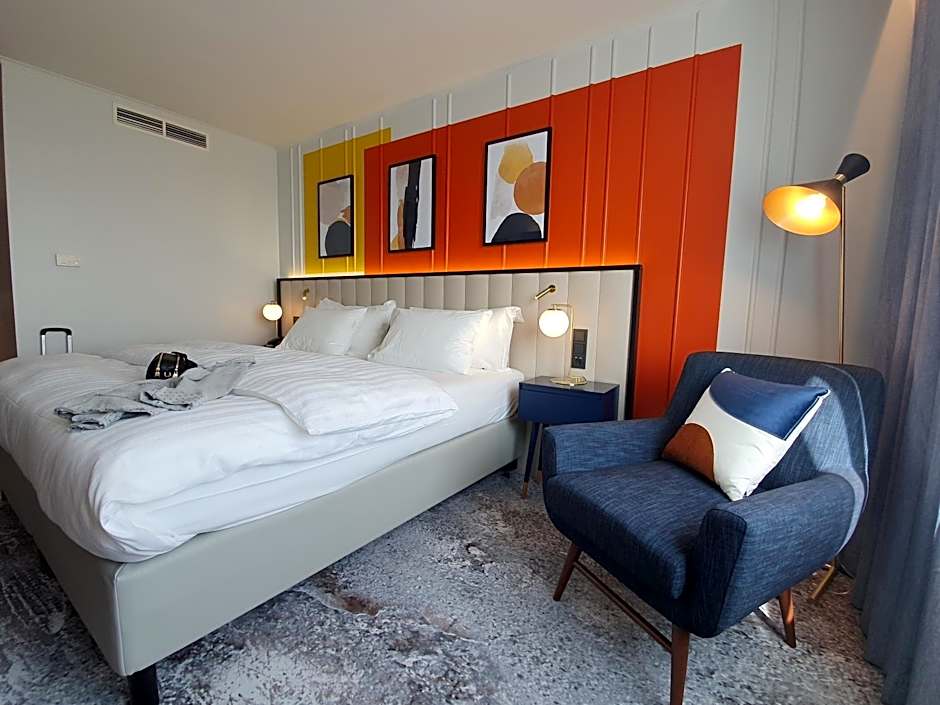 voco Dusseldorf Seestern By IHG