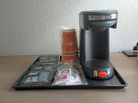 Queen Room with Tub - Disability Access/Non Smoking