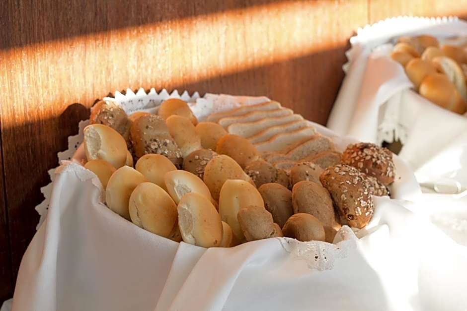 Hotel Portas De Santa Rita