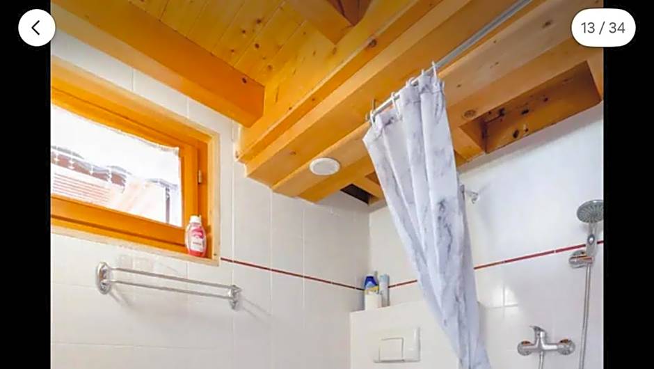 Central Hostel Chatel