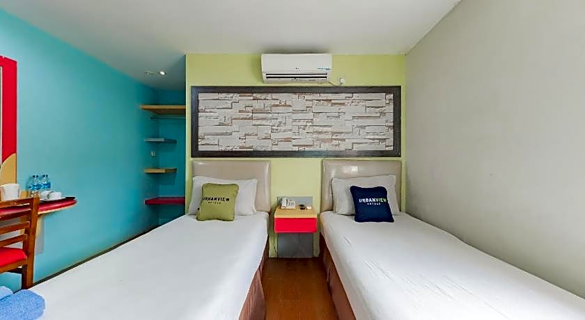 Urbanview Hotel Onyx Ketapang by RedDoorz