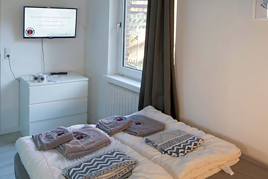 Flensbed Hotel & Hostel