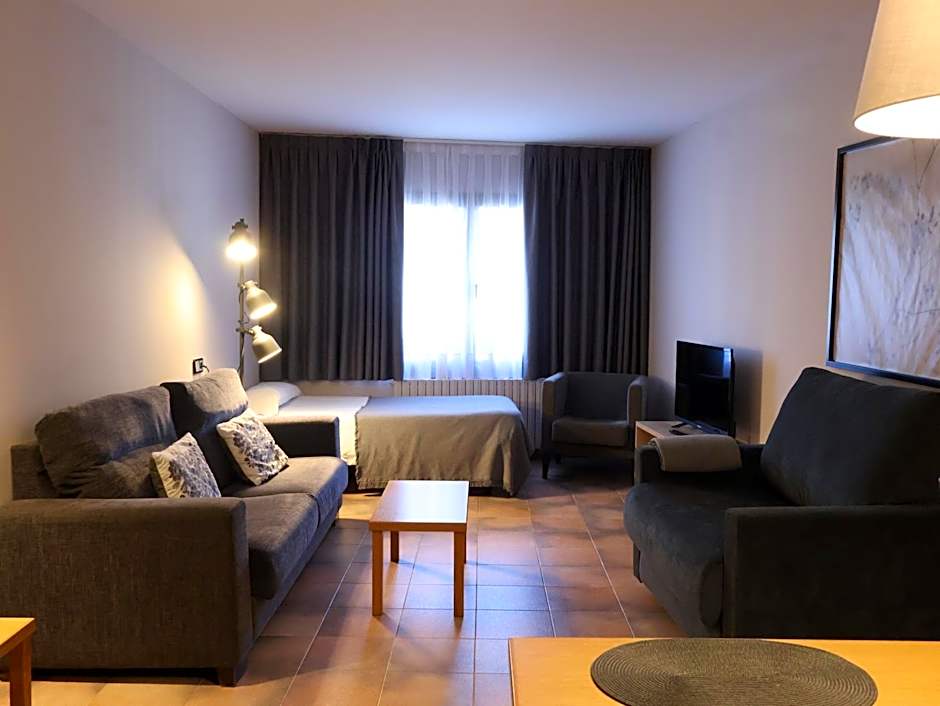 Aparthotel El Serch