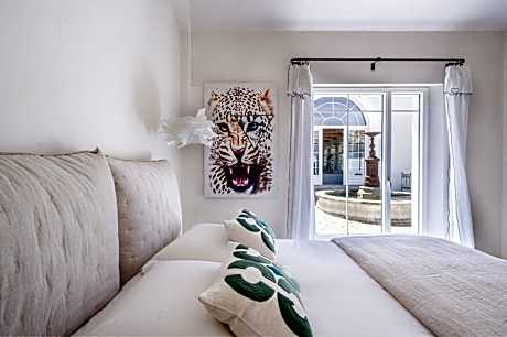 Two-Bedroom Apartment with Terrace