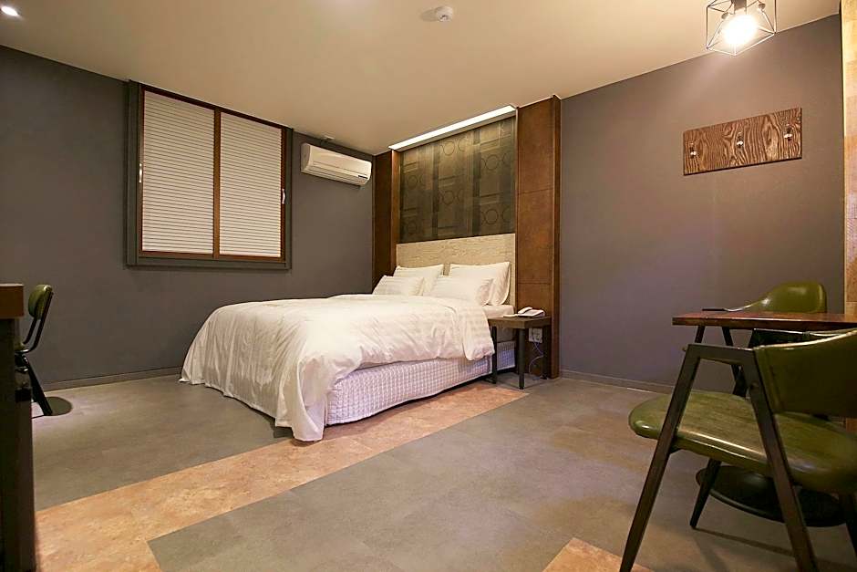 Cheongju Hotel 7