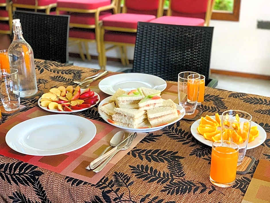 Himeyn Beach Inn