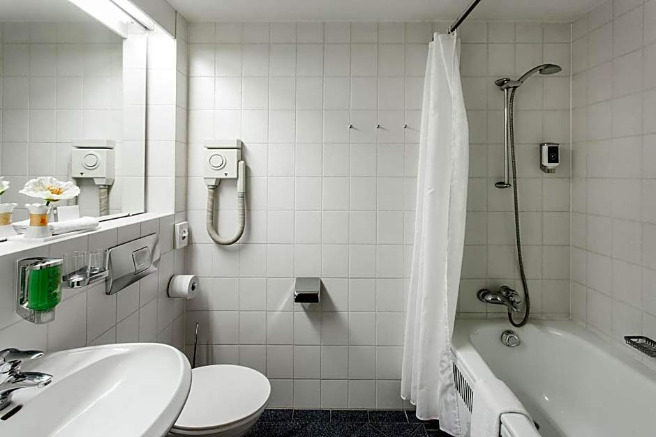 Tripinn Bristol Hotel Mainz