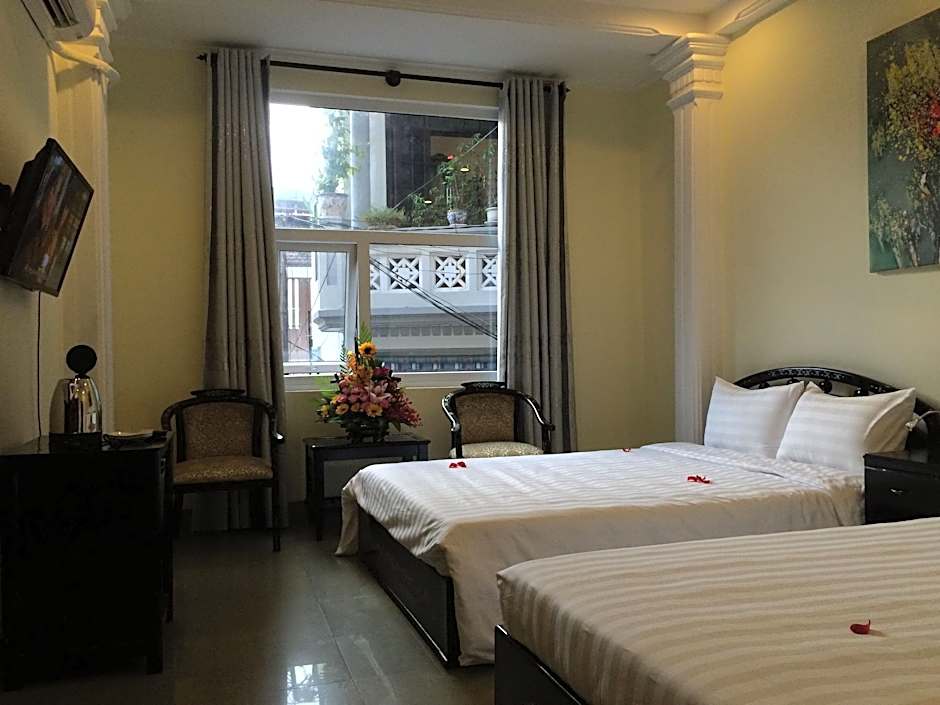 Jade Hotel Hue
