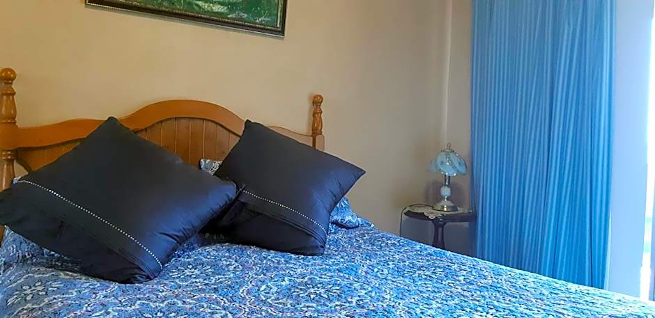 Photo 1 of 33 of Deluxe 1 Queen Bed Suite