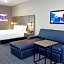 La Quinta Inn & Suites by Wyndham San Antonio Alamo City