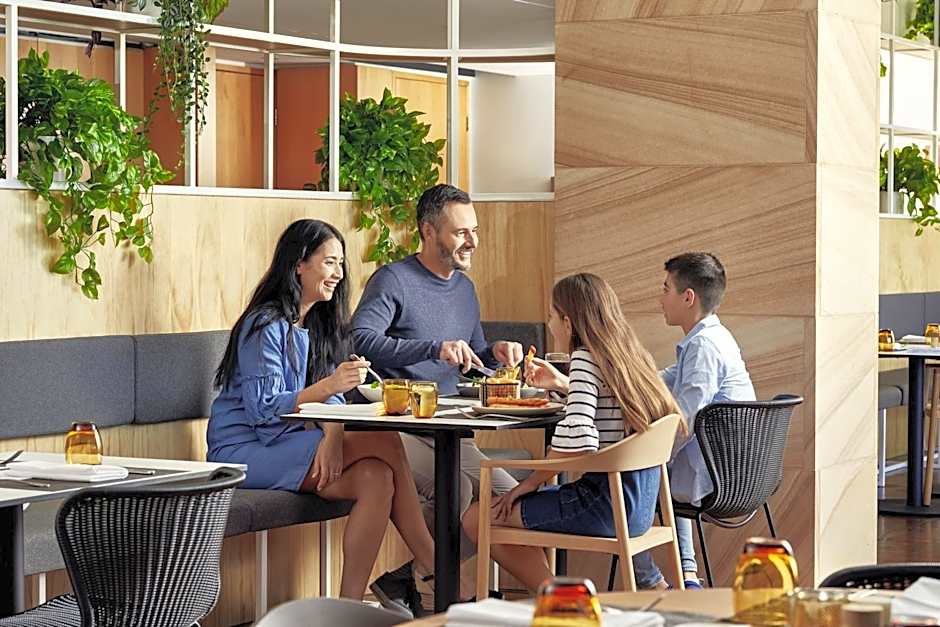 Crowne Plaza Sydney Macquarie Park By IHG