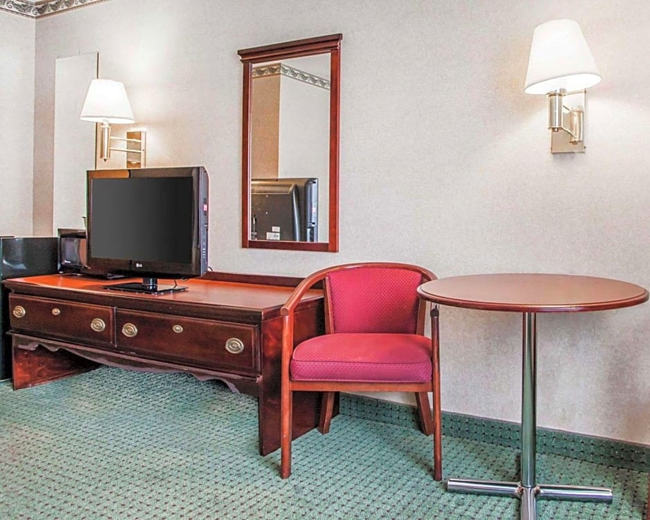 Quality Inn