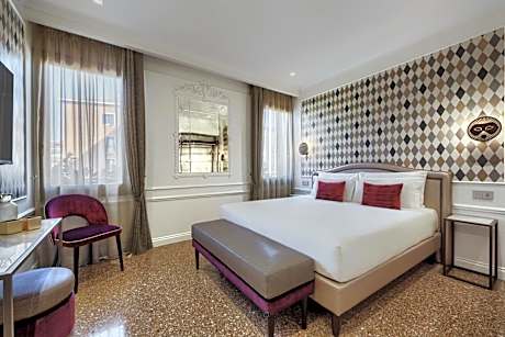 Executive Double Room with Canal View