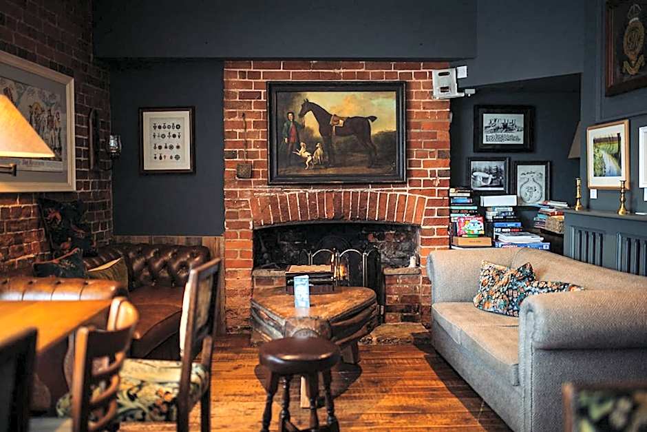 The Rose & Crown, Ashbury