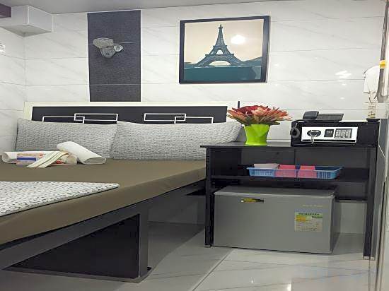 Skystar Hostel