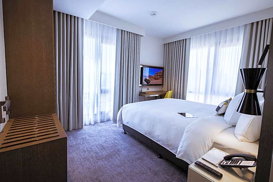 Centro Mada Amman by Rotana