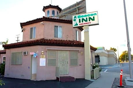 Beacon Motel