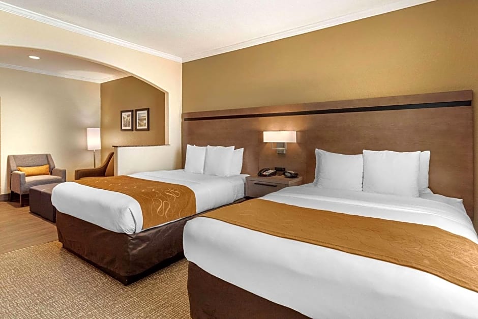 Comfort Suites Baytown I – 10