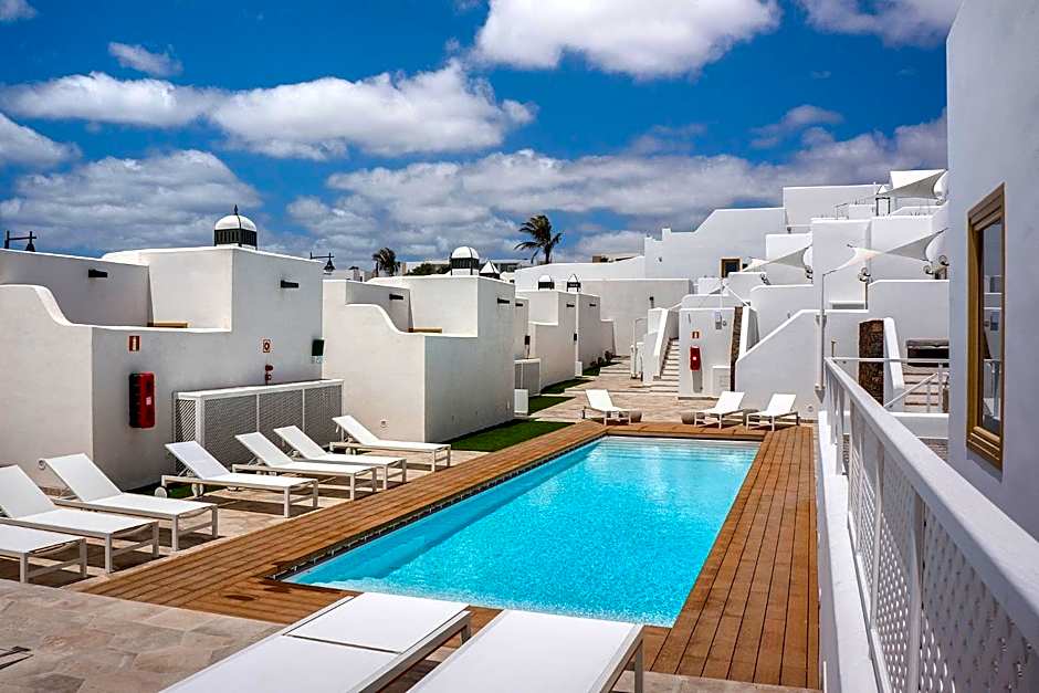 La Concha Boutique Apartments - Adults Only