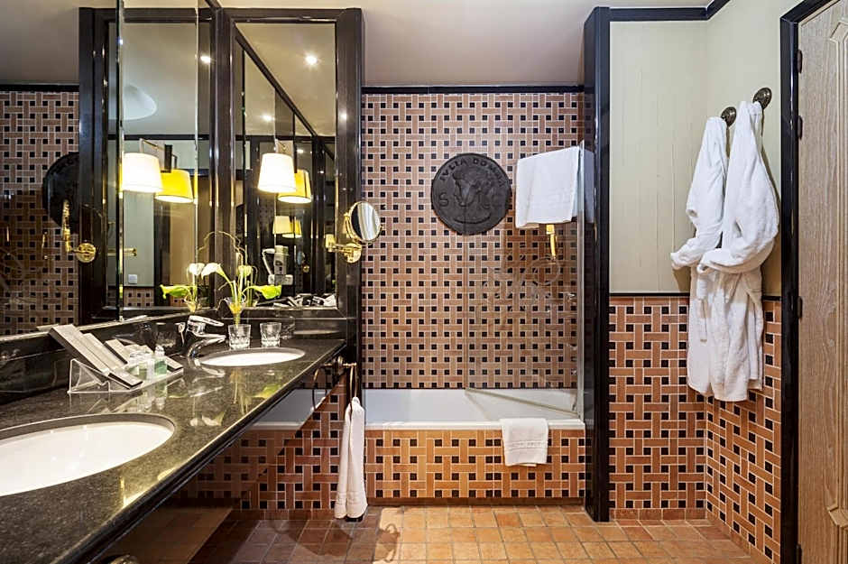 Hotel Ilunion Merida Palace