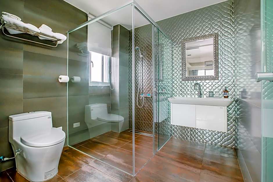 Party of the Ocean B&B