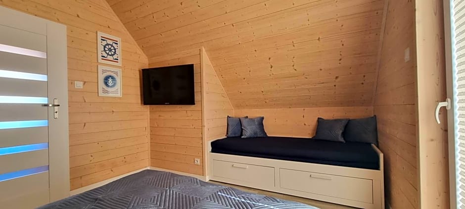 MORZA SZUM basen z podgrzewaną wodą, boisko, rowery