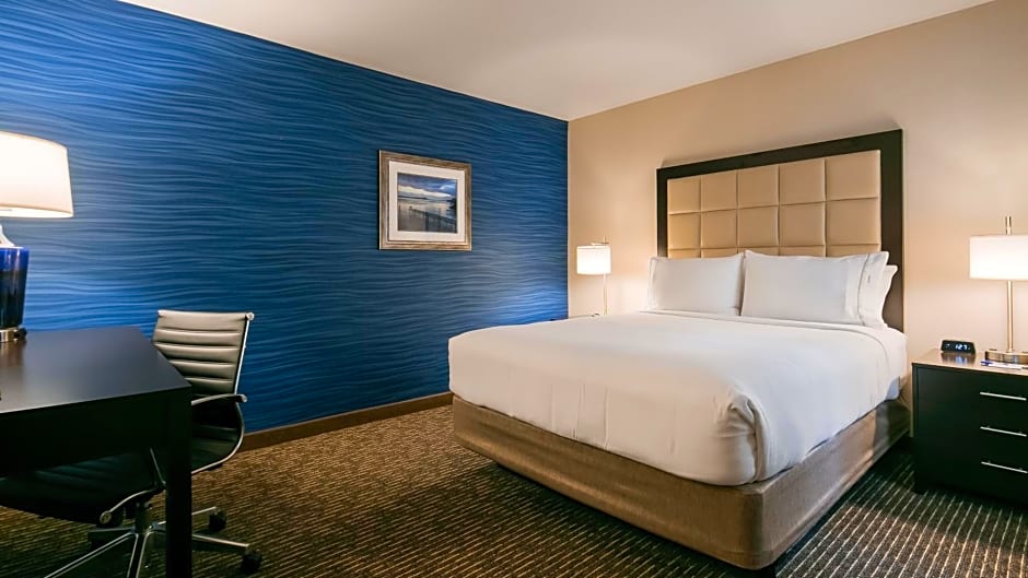 Holiday Inn Express Bellingham, an IHG Hotel