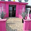 Mala Vecindad Beer Hotel