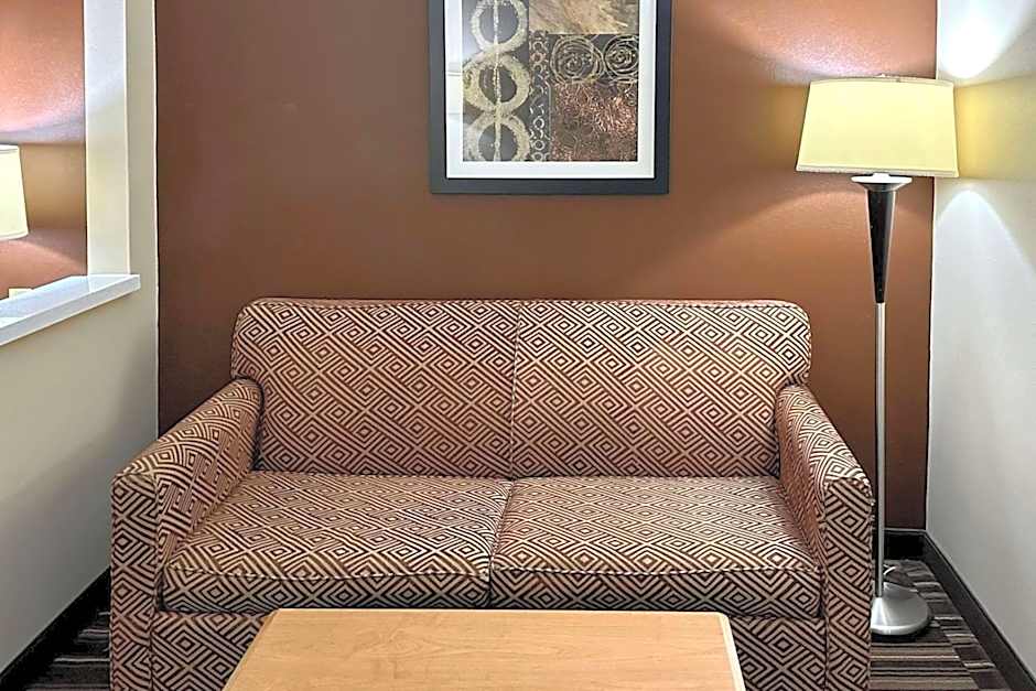 Quality Suites Near West Acres